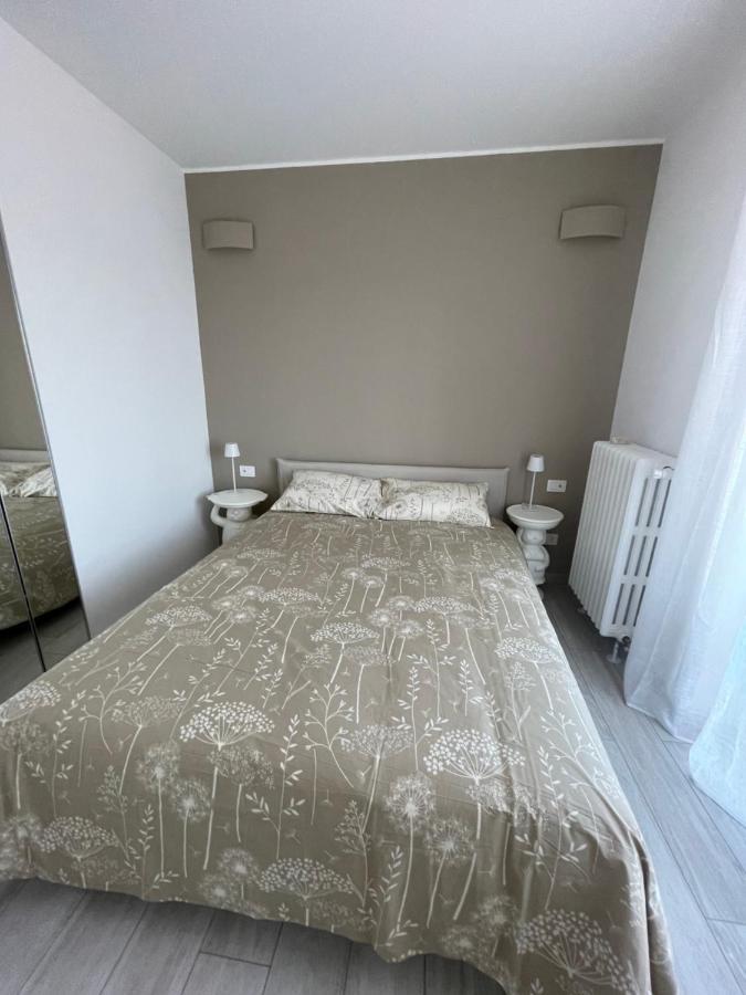 Green Apartment In Milan 10Min From Centralstation Milão Exterior foto