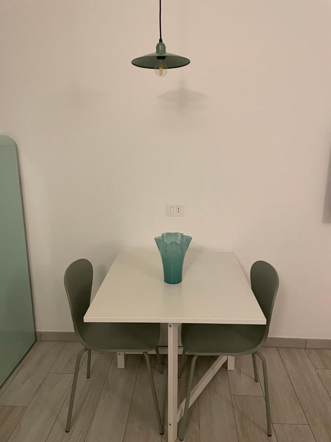 Green Apartment In Milan 10Min From Centralstation Milão Exterior foto