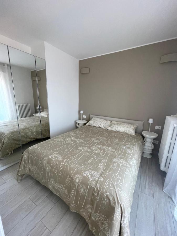 Green Apartment In Milan 10Min From Centralstation Milão Exterior foto
